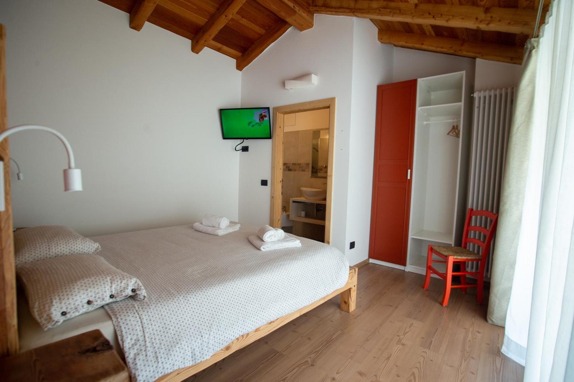 La Lesivera Bed And Breakfast Tione di Trento Exterior photo